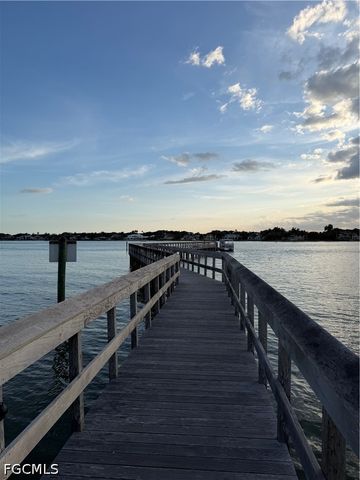4700 Yacht Harbor DR 622, Naples, FL 34112