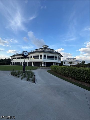 4700 Yacht Harbor DR 622, Naples, FL 34112