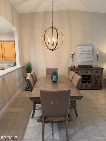 4700 Yacht Harbor DR 622, Naples, FL 34112