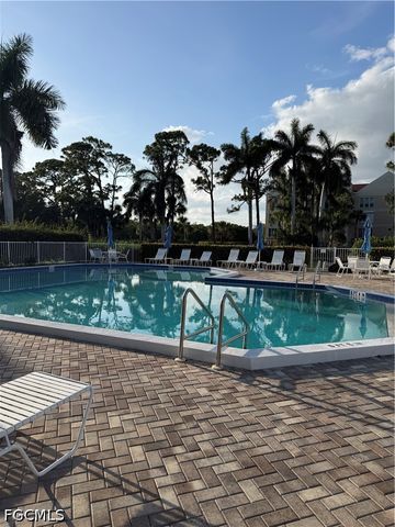 4700 Yacht Harbor DR 622, Naples, FL 34112