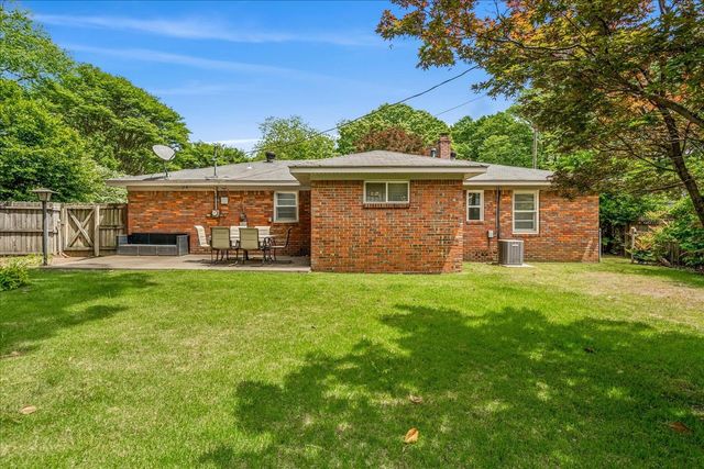 1483 WOODSTON RD, Memphis, TN 38117