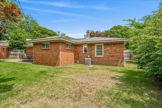 1483 WOODSTON RD, Memphis, TN 38117