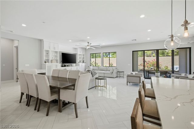 45 Garibaldi Way, Henderson, NV 89011