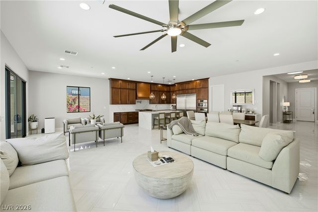 45 Garibaldi Way, Henderson, NV 89011