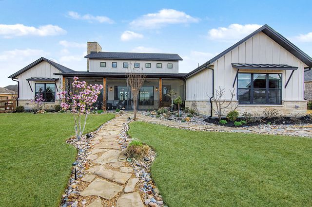 3300 Dovehill Drive, Northlake, TX 76247