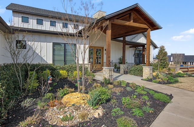 3300 Dovehill Drive, Northlake, TX 76247