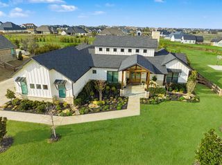 3300 Dovehill Drive, Northlake, TX 76247