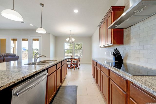 116 S Jerry Grey, Blanco, TX 78606