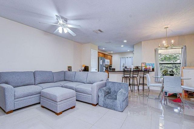 2609 OLEANDER LAKES DRIVE, Brandon, FL 33511