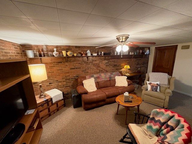 114 Wood Ln, Kiskiminetas Twp, PA 15618