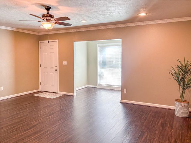 12633 Memorial Drive 145, Houston, TX 77024