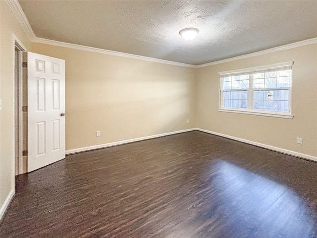 12633 Memorial Drive 145, Houston, TX 77024
