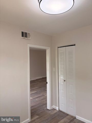 1294-D10 COOPER ST, Beverly, NJ 08010