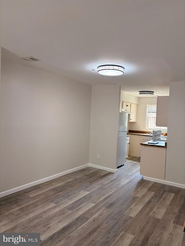 1294-D10 COOPER ST, Beverly, NJ 08010