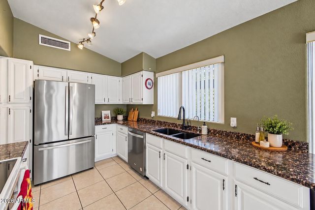 14527 W ZUNI Trail, Surprise, AZ 85374