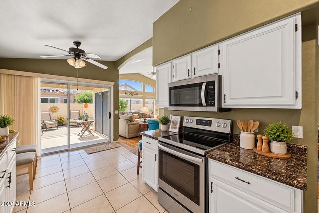 14527 W ZUNI Trail, Surprise, AZ 85374