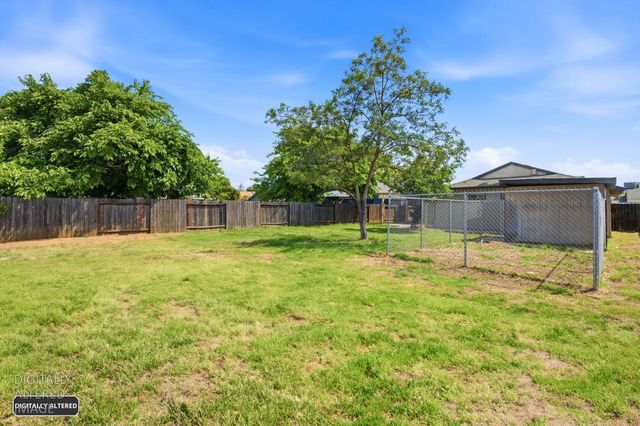 7632 Harmony Oaks Way, Sacramento, CA 95828