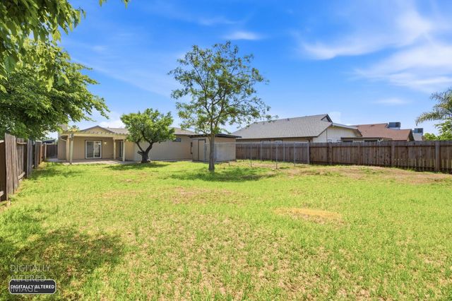 7632 Harmony Oaks Way, Sacramento, CA 95828