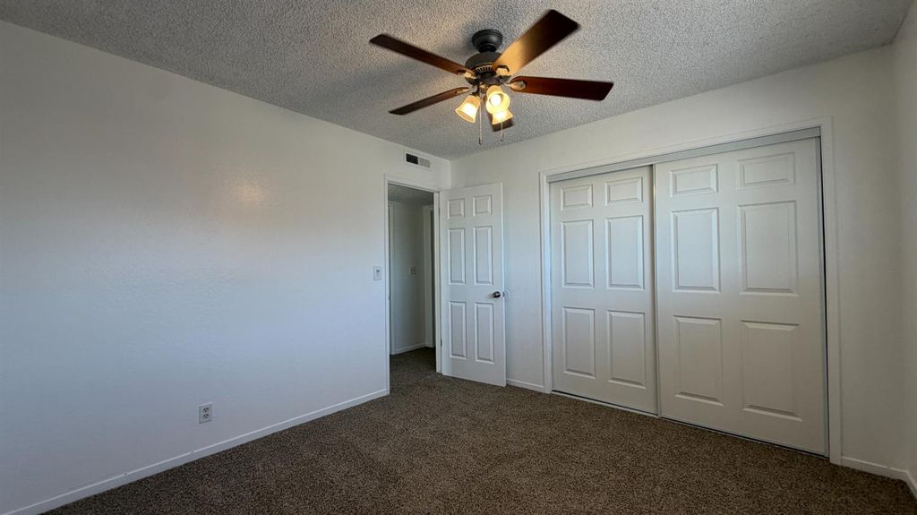 Image 16 of property listing at 2514 E Andrews Avenue, Fresno, CA 93726