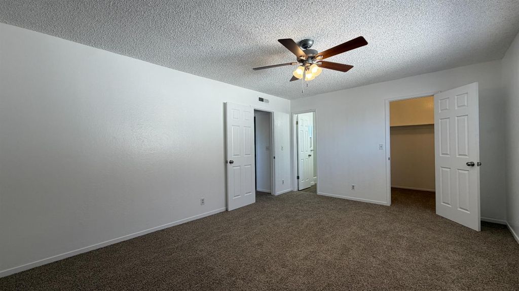 Image 19 of property listing at 2514 E Andrews Avenue, Fresno, CA 93726