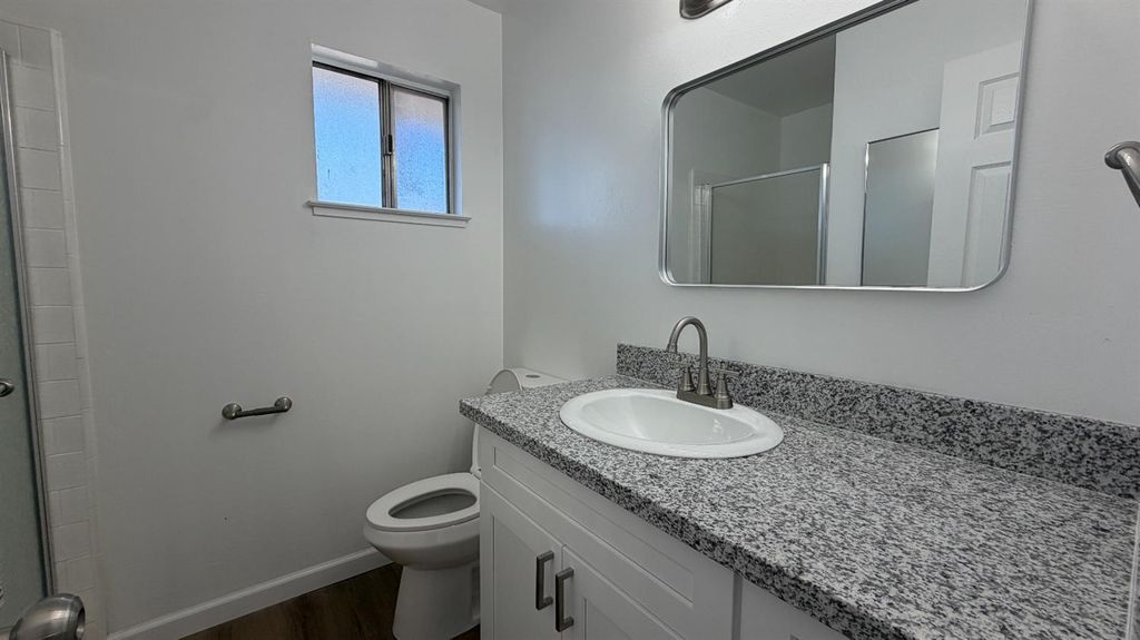 Image 21 of property listing at 2514 E Andrews Avenue, Fresno, CA 93726