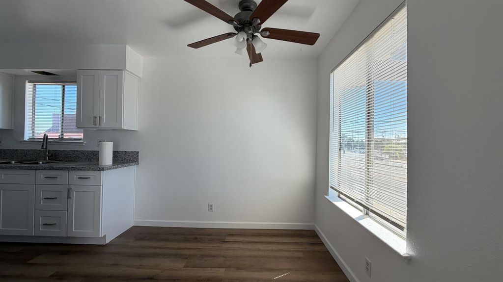 Image 7 of property listing at 2514 E Andrews Avenue, Fresno, CA 93726