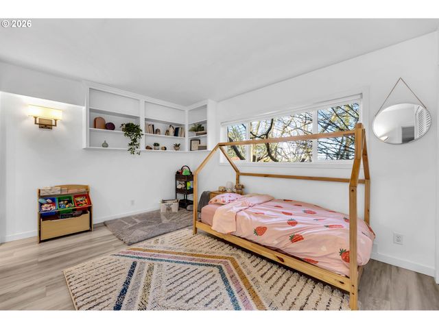 2021 Sw MAIN St 33, Portland, OR 97205