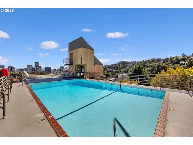 2021 Sw MAIN St 33, Portland, OR 97205