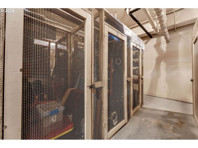 2021 Sw MAIN St 33, Portland, OR 97205