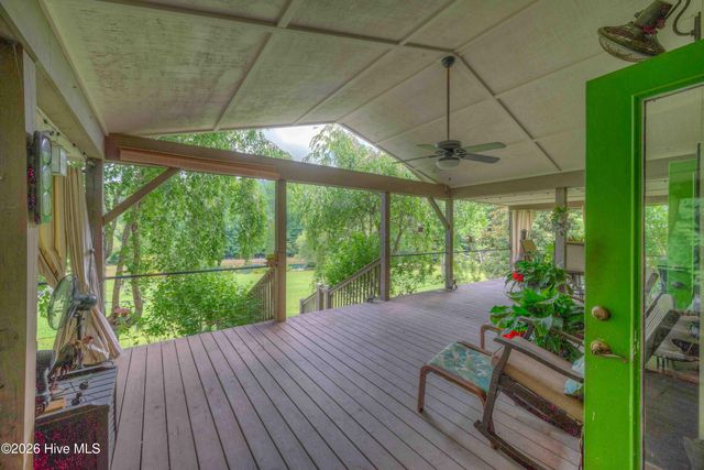 365 Roberson Road, Murphy, NC 28906
