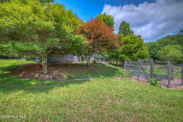 365 Roberson Road, Murphy, NC 28906