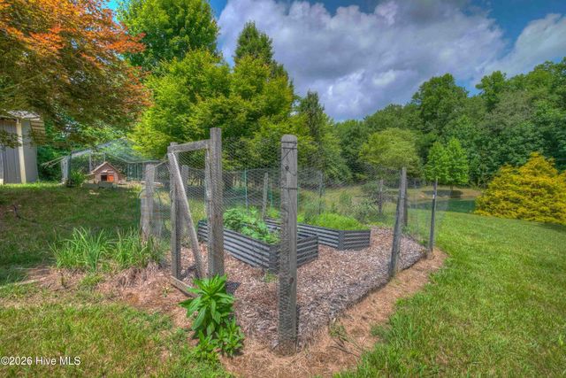 365 Roberson Road, Murphy, NC 28906