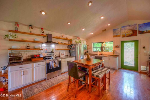 365 Roberson Road, Murphy, NC 28906