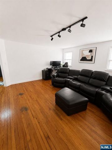 292 Florida Avenue, Paterson, NJ 07503