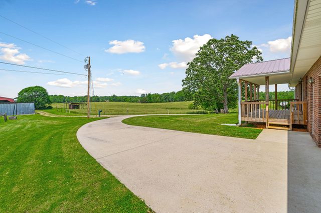 629 Westgate Rd, Cookeville, TN 38501