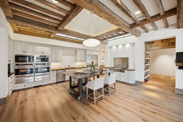 700 Jenkins Road, Aledo, TX 76008