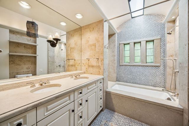 700 Jenkins Road, Aledo, TX 76008