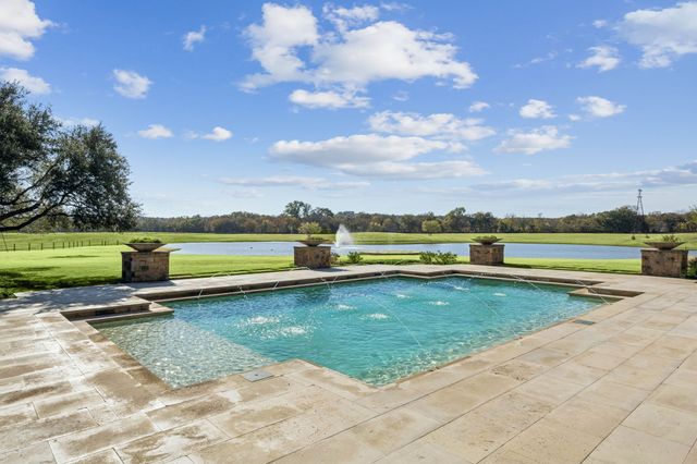 700 Jenkins Road, Aledo, TX 76008