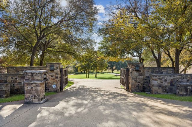 700 Jenkins Road, Aledo, TX 76008