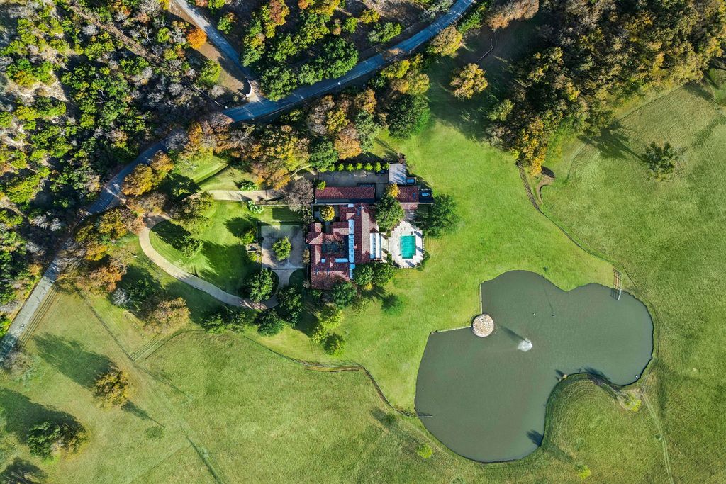 700 Jenkins Road, Aledo, TX 76008