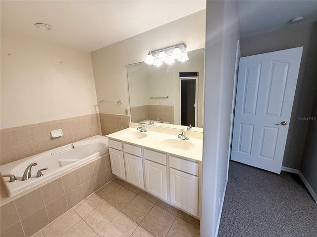 104 VISTA LOOP, Davenport, FL 33897