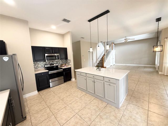 104 VISTA LOOP, Davenport, FL 33897