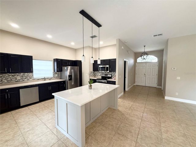 104 VISTA LOOP, Davenport, FL 33897