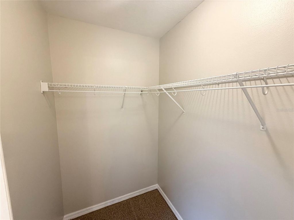 Image 20 of property listing at 104 VISTA LOOP, Davenport, FL 33897