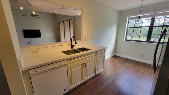 401 SW 158th Terrace 205, Pembroke Pines, FL 33027