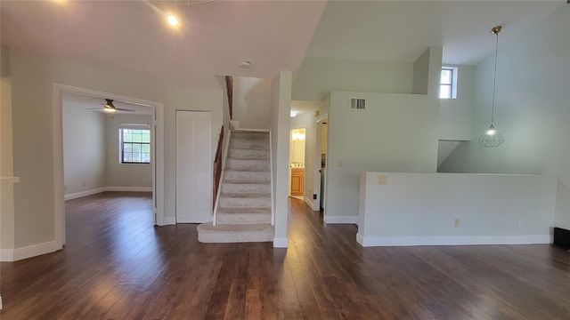 401 SW 158th Terrace 205, Pembroke Pines, FL 33027