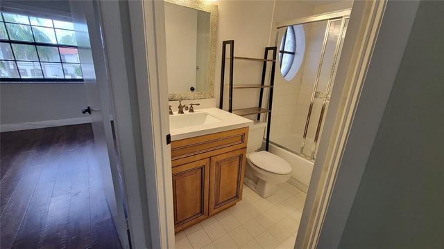 401 SW 158th Terrace 205, Pembroke Pines, FL 33027