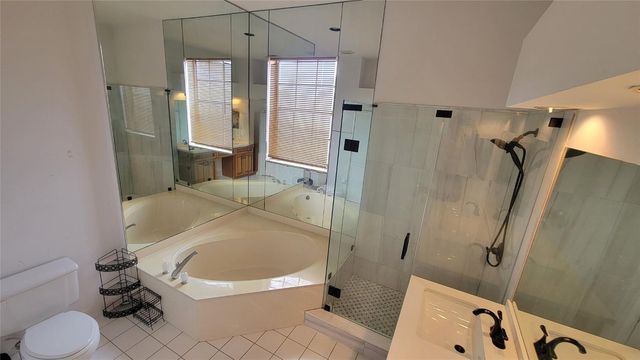 401 SW 158th Terrace 205, Pembroke Pines, FL 33027