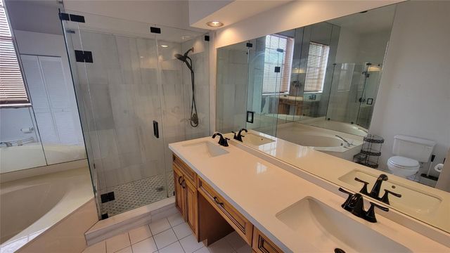 401 SW 158th Terrace 205, Pembroke Pines, FL 33027