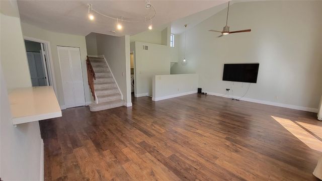 401 SW 158th Terrace 205, Pembroke Pines, FL 33027